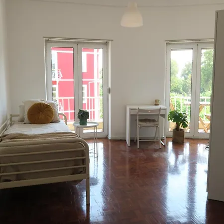 Modern Suites - Floor Lisbona