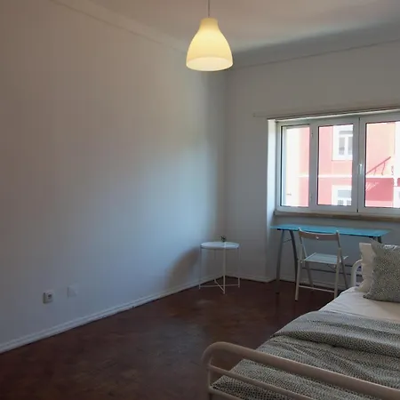 Hotel Modern - Floor *