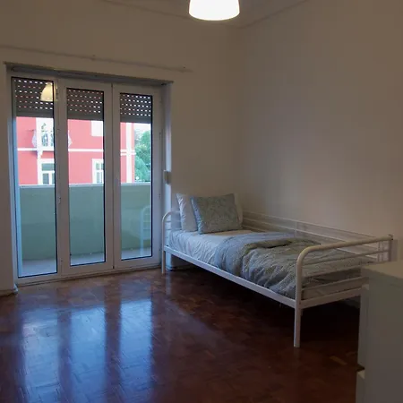 Modern - Floor Hotel Lisbon